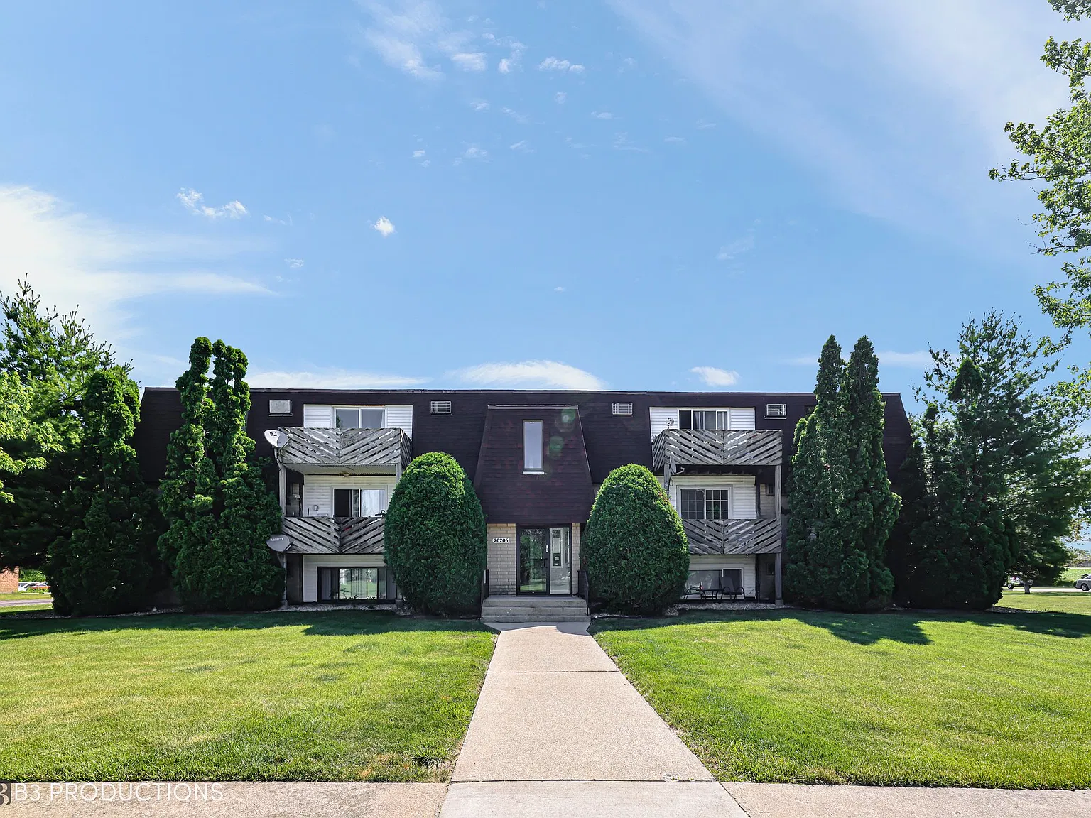20206 S Frankfort Square Rd — Photo 1