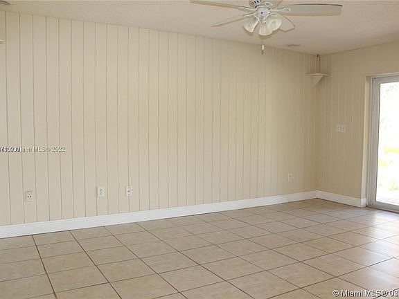 4th image of 8601 SW 180th St