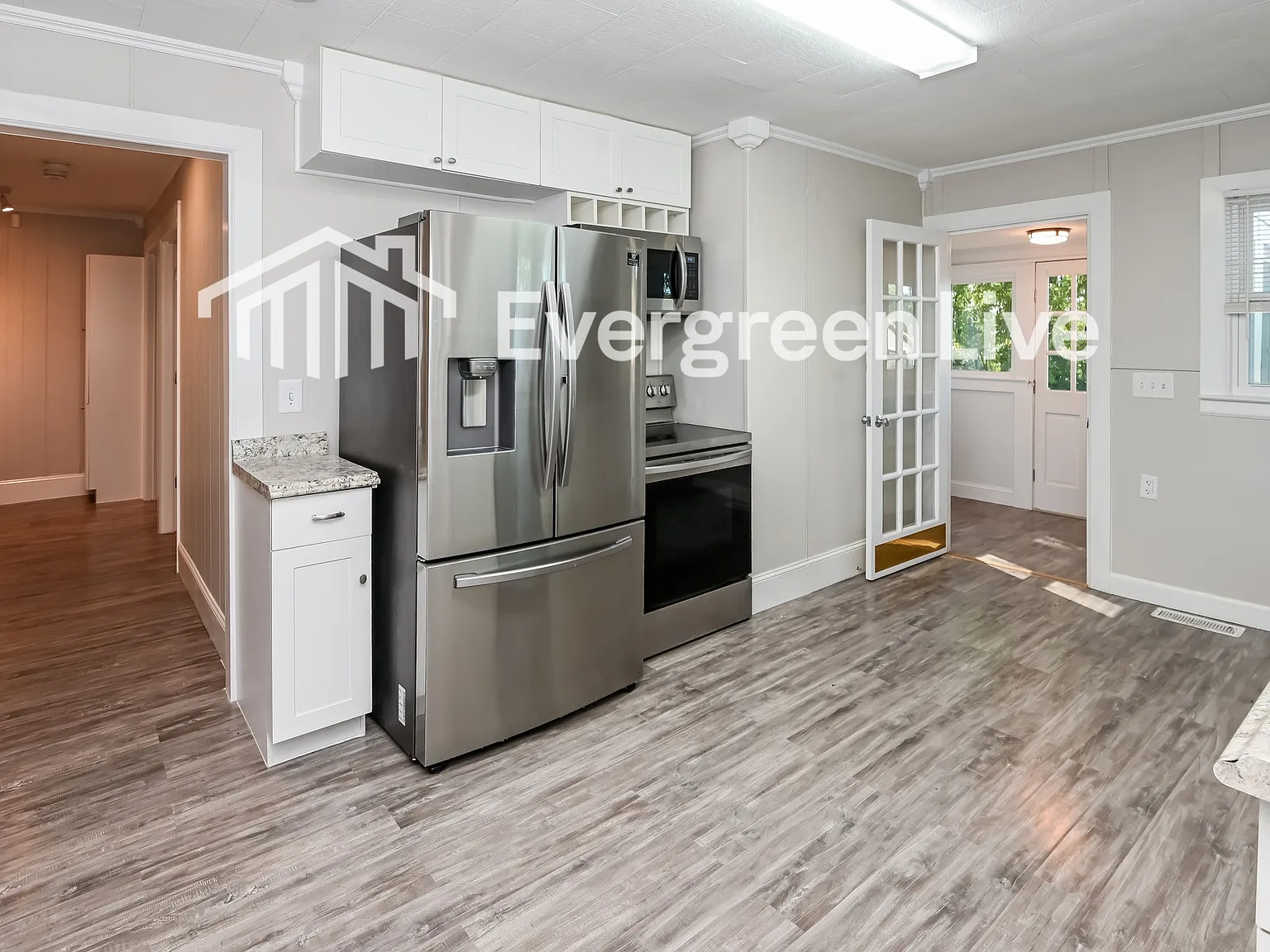 3 bed, 1.0 bath, 1129 sqft, $1,395 — Photo 4