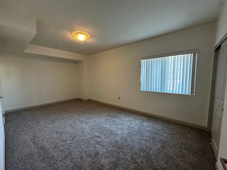 Vista Del Sol - Burbank — Photo 36