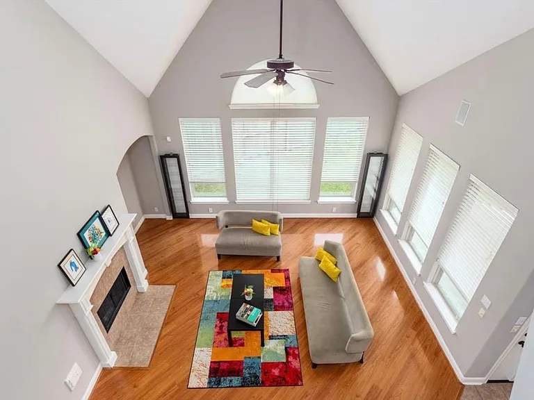 2207 Bayou Cove Ln — Photo 10