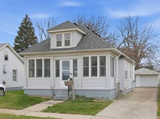 24236 Melrose Ave, Eastpointe, MI