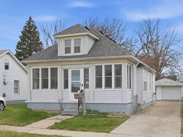 24236 Melrose Ave, Eastpointe, MI 48021