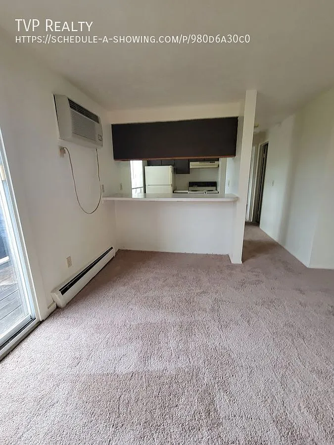1 bed, $799 — Photo 3
