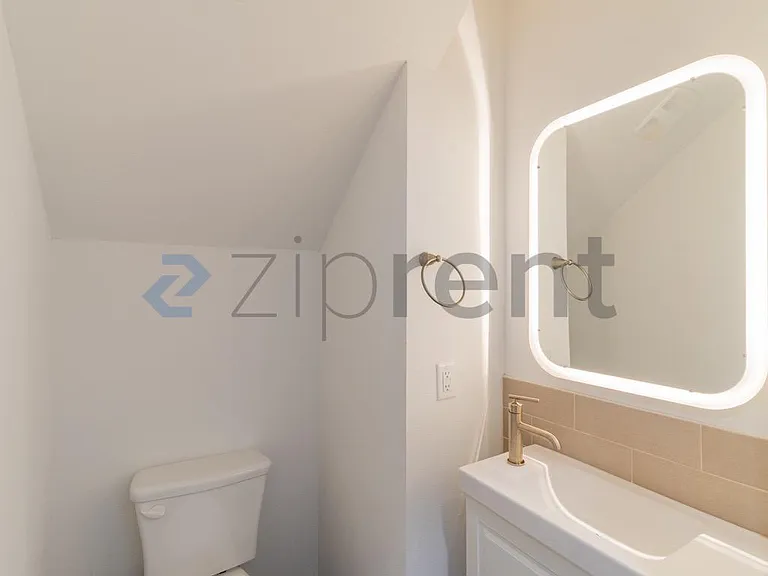 6409 Berkman Dr #7 — Photo 8