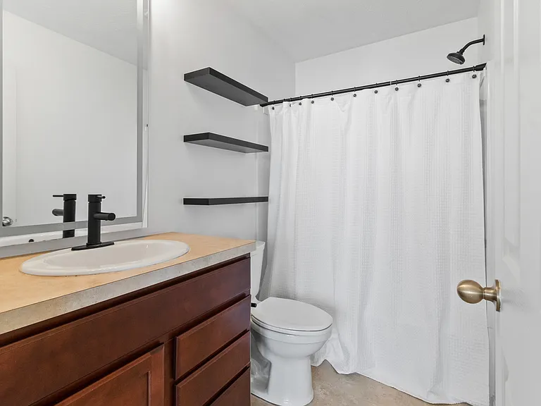 12683 White Chapel Cir — Photo 7