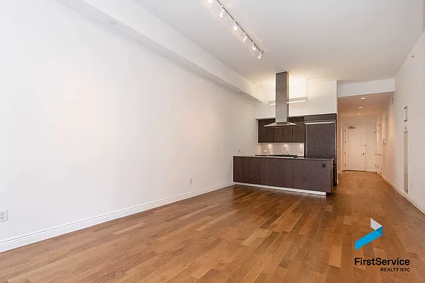 Rented by FirstService Realty (legacy) | media 15