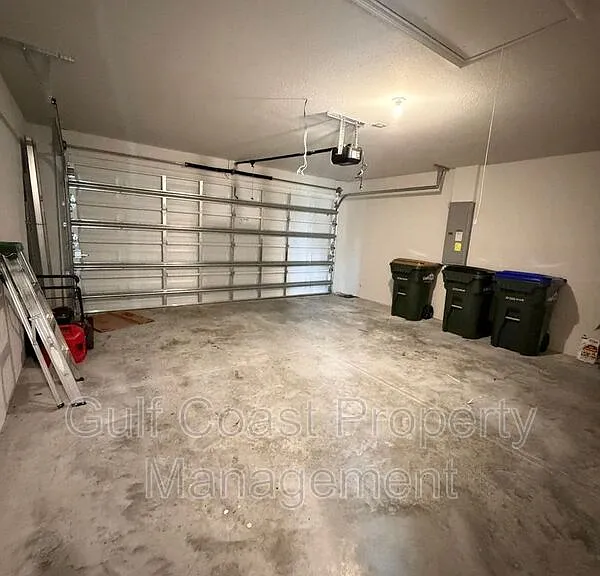 4865 Manila Ave — Photo 37