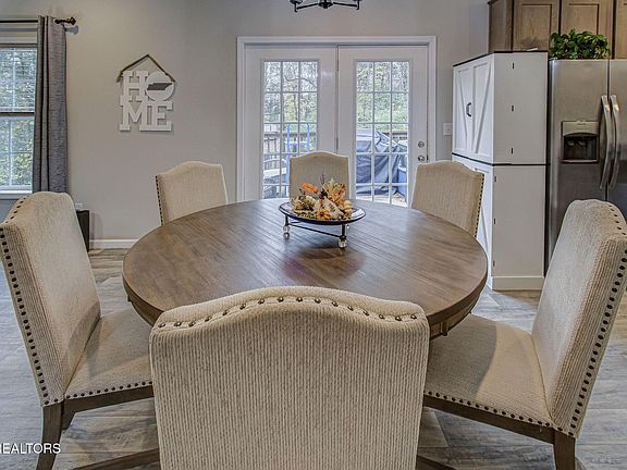 4th image of 1747 Dumplin Loop Rd