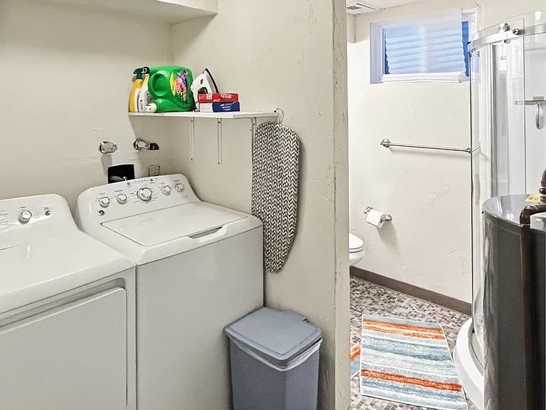 2405 W Elizabeth St — Photo 5