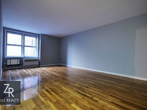 2nd image of 1745 E 12th St APT 4C