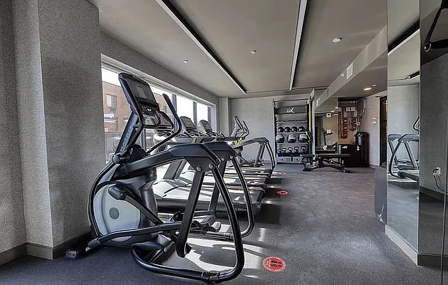 Rented by Manhattan Realty Group | media 10