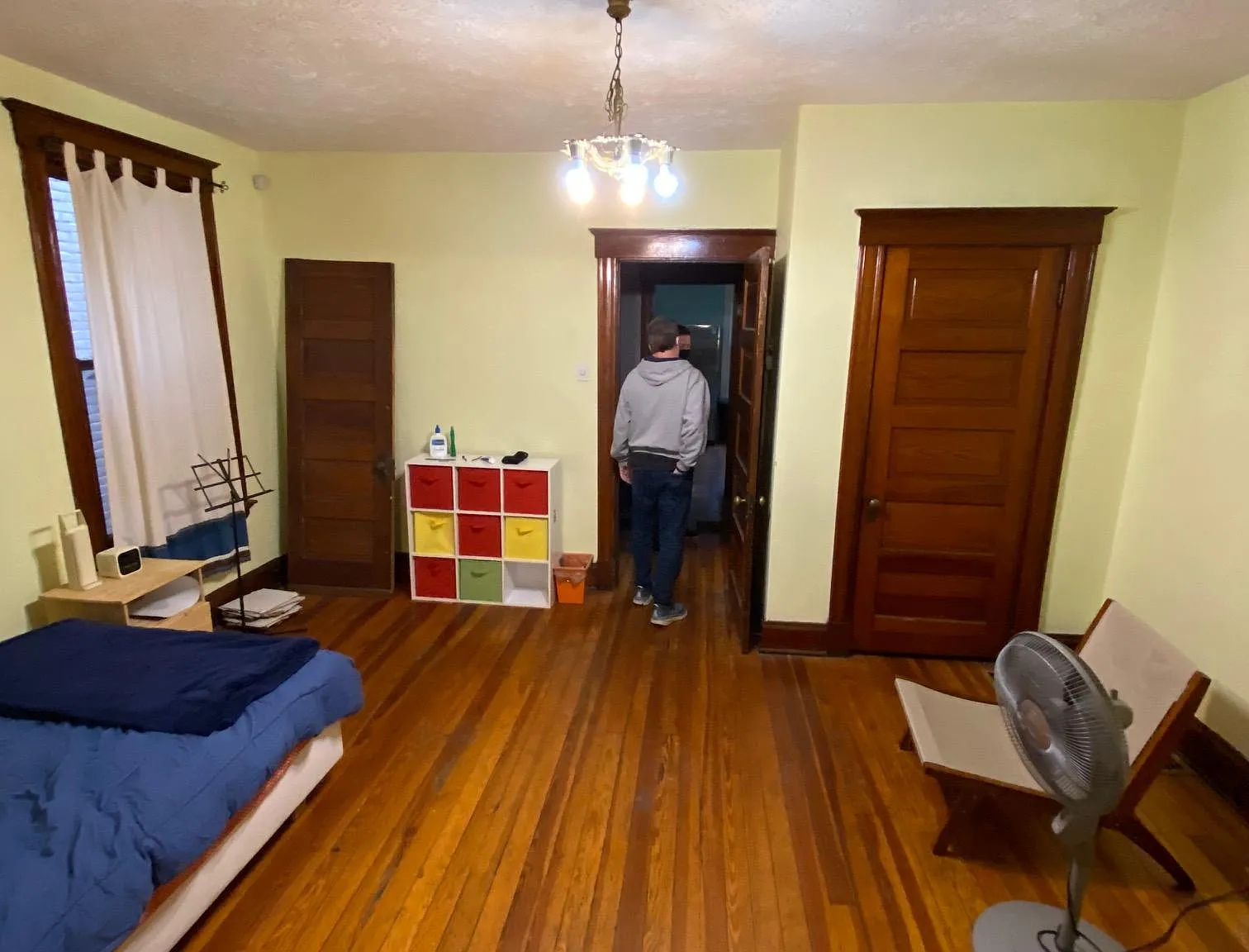 3 bed, 1.5 bath, 1500 sqft, $2,100 — Photo 3
