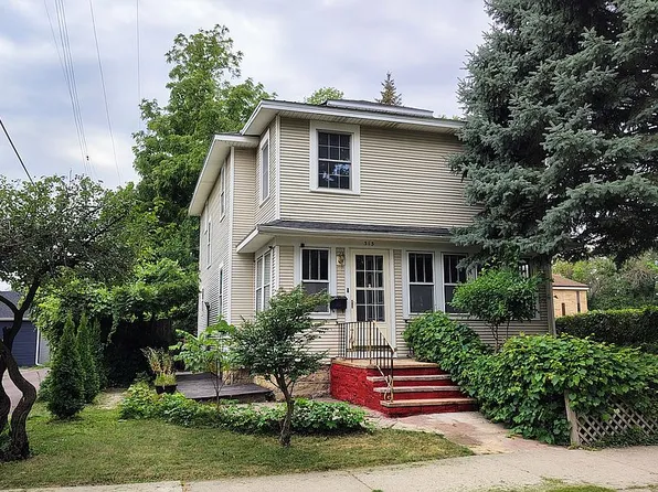 313 E Lime St, Mankato, MN 56001