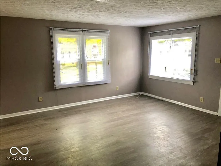 1502 W 23rd St — Photo 5