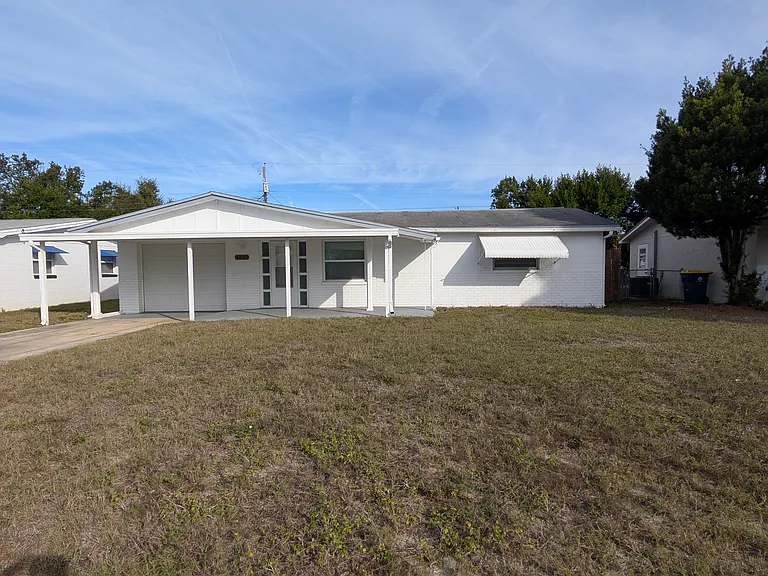 4835 Blossom Dr — Photo 2