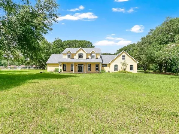 3700 SE 183rd Avenue Rd, Ocklawaha, FL 32179
