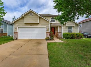 8914 E Cessna St, Wichita, KS 67210
