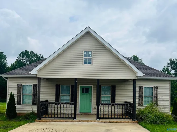 96 Spring Valley Dr, Danville, AL 35619