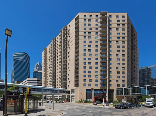 121 Washington Ave S APT 1704, Minneapolis, MN 55401