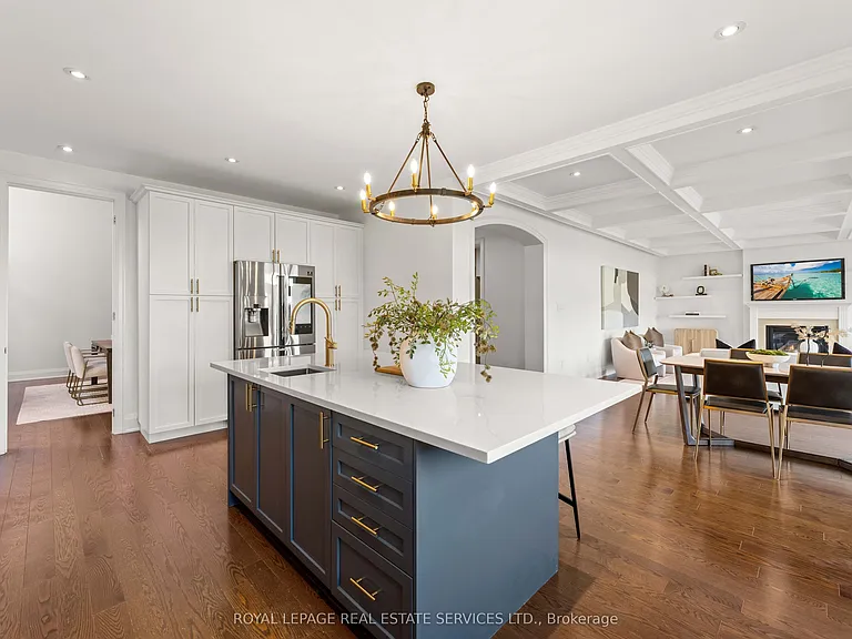118 Coastline Dr — Photo 7