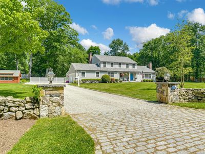 2 Petticoat Lane, Darien, CT, 06820