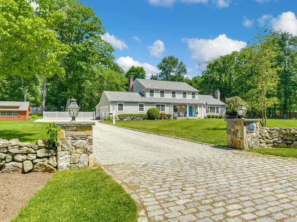 2 Petticoat Lane, Darien, CT 06820