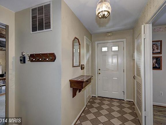 3rd image of 14732 Janice Dr