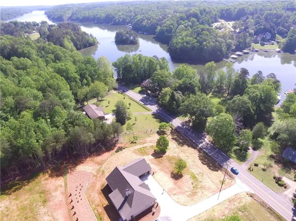 173 Clarks Bridge Rd, Gainesville, GA 30501