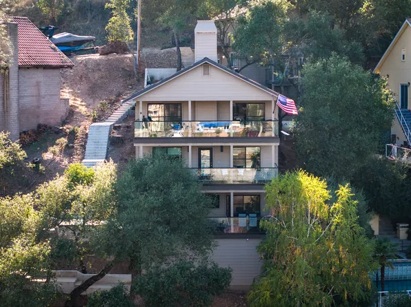 5045 Lakeshore Dr, Copperopolis, CA