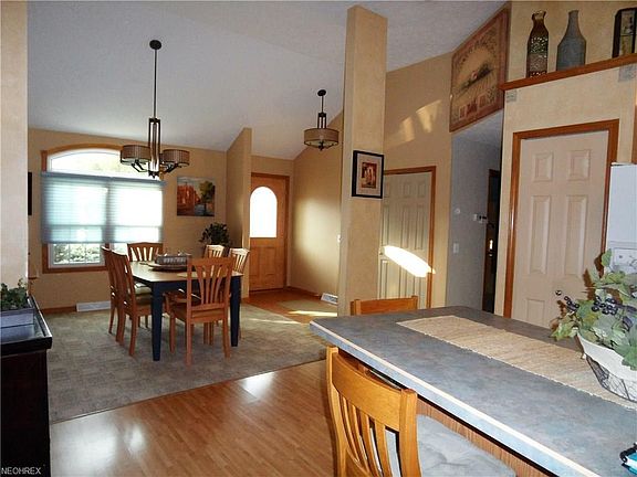4th image of 6321 Old Virginia Ln