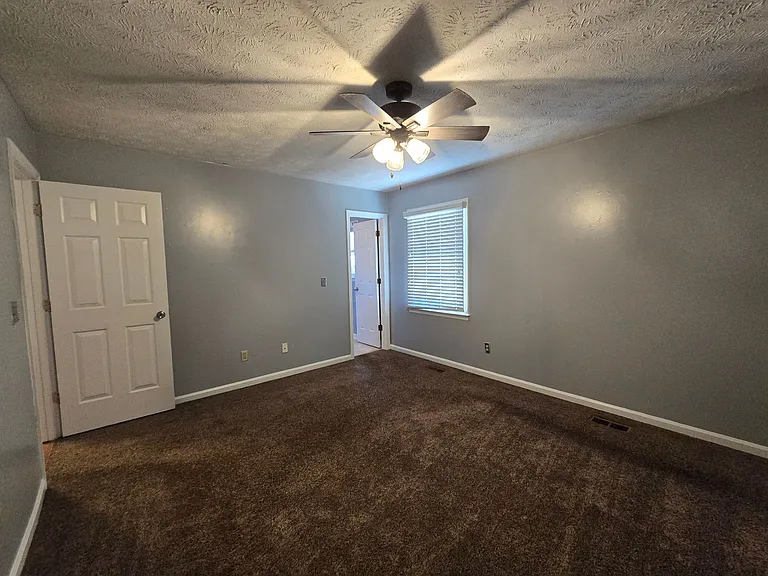 6957 Bone Creek Dr — Photo 9