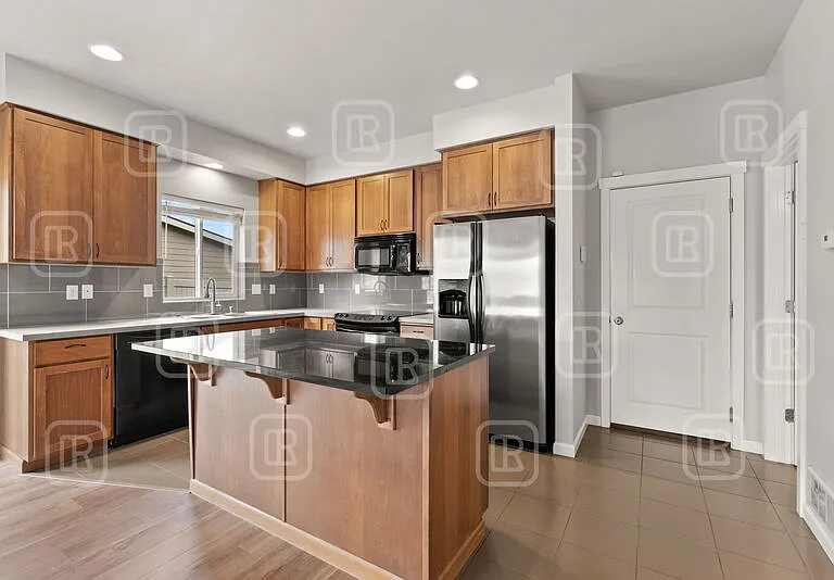 1840 N Willamette Rd — Photo 9
