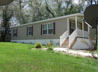 68 Tudor Dr, Belle Vernon, PA 15012