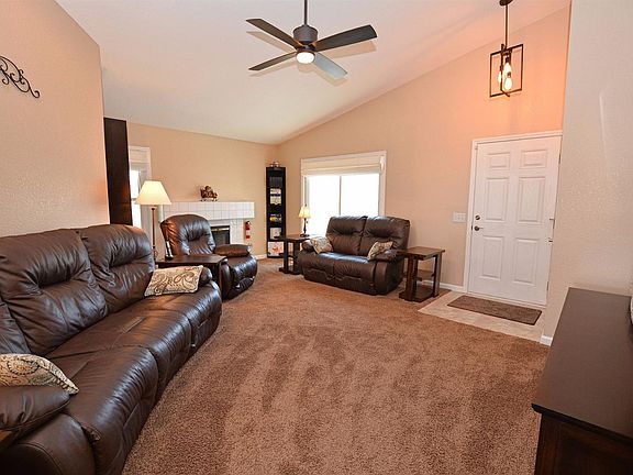 4th image of 12840 Sweetwater Dr