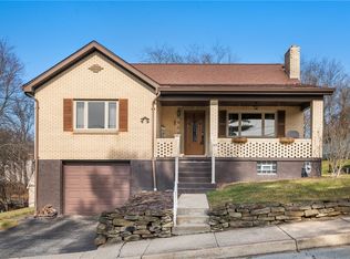 1019 Scott Ave, Jeannette, PA 15644