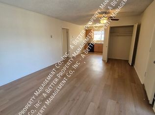 220 Granada Ave APT 10, Long Beach, CA 90803