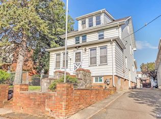 709 6th St, Lyndhurst, NJ 07071