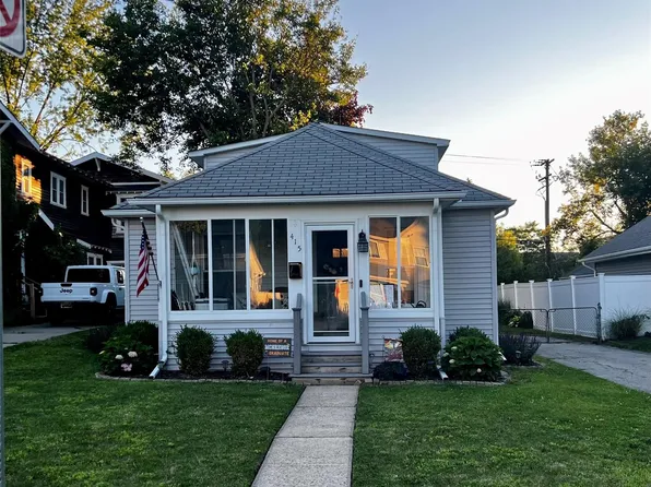 415 Taylor Ave, Rochester, MI 48307