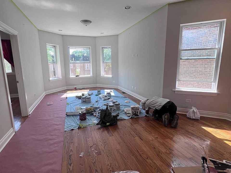 1st image of 1052 N Massasoit Ave #2