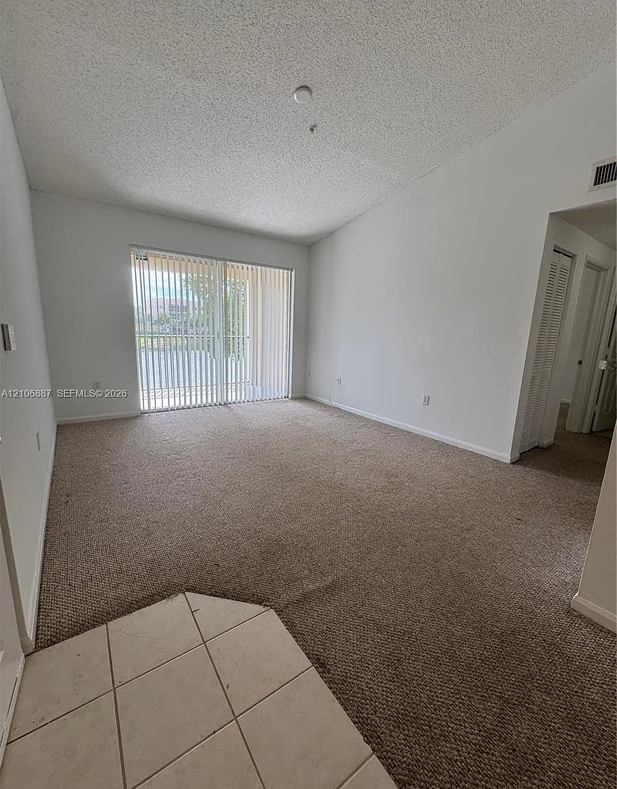 7950 N Nob Hill Rd — Photo 2