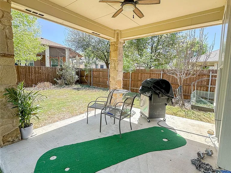 2121 Settlers Park Loop — Photo 20