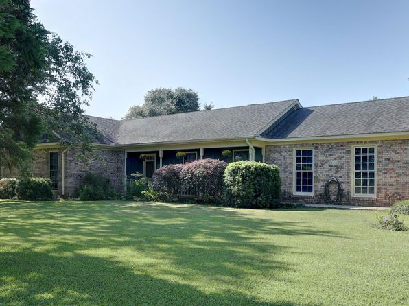 2000 Sugar Mill Rd, New Iberia, LA 70563