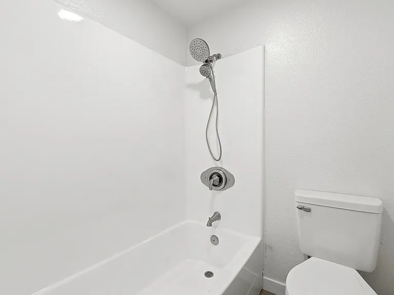 6301 Nightingale St #1-22 — Photo 8