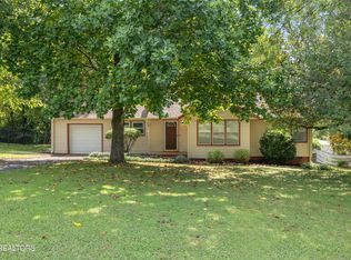 5412 Stoneoak Ln, Knoxville, TN 37920