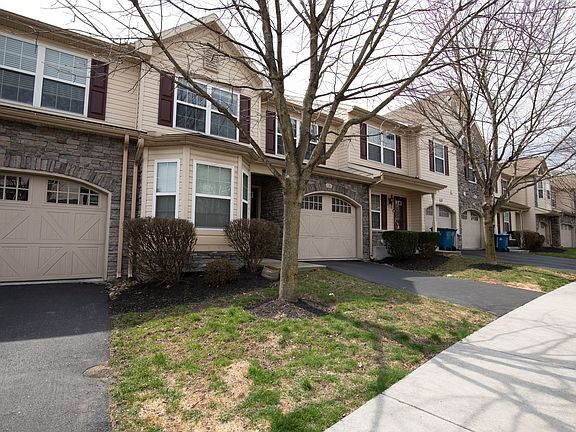 2nd image of 131 Needlewood Dr