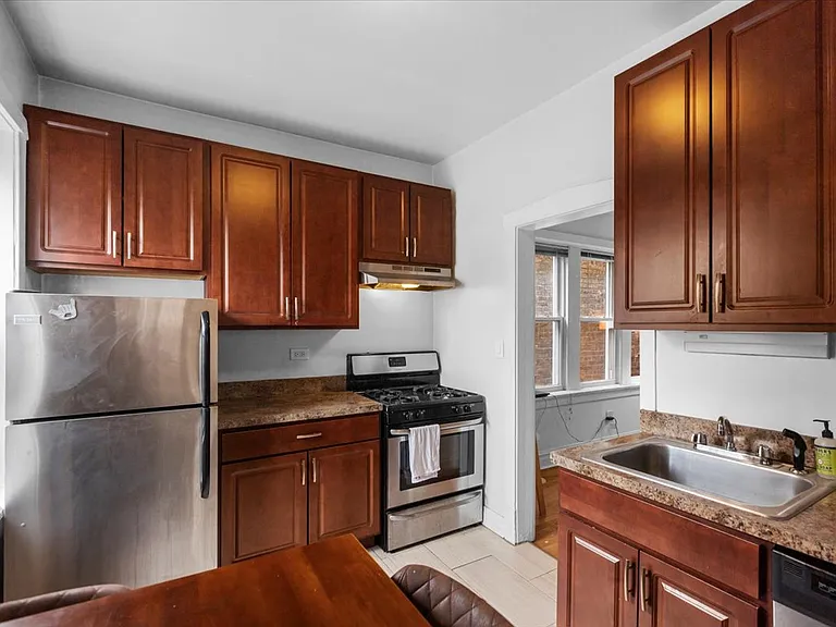 442 W Arlington Pl #2 — Photo 3