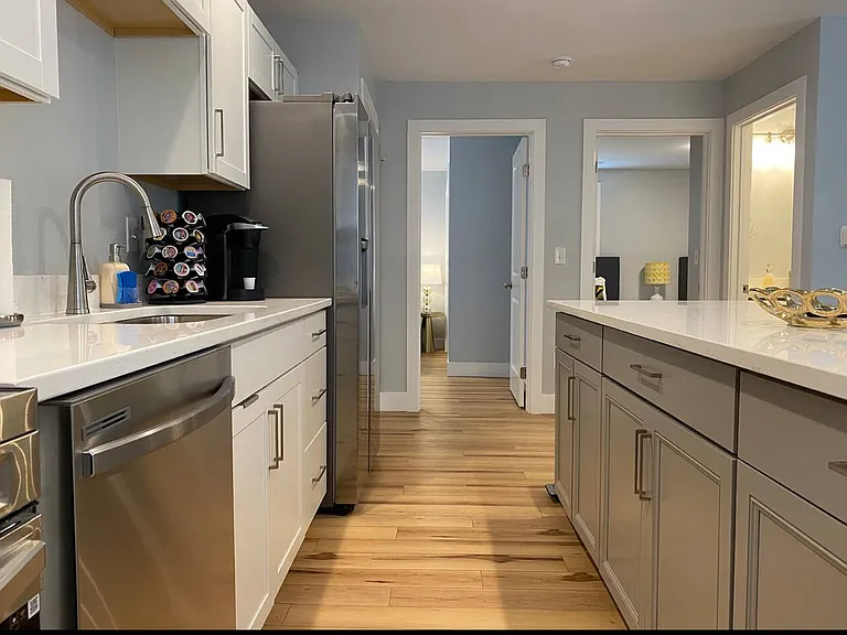 176 Buttles Ave — Photo 4