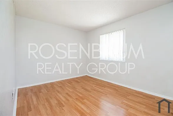 1050 W University Dr #201 — Photo 11