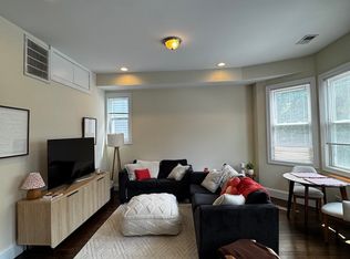 2619 N Southport Ave UNIT 2A, Chicago, IL 60614